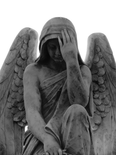 Если смерть наступила не дома, а в гостях, на даче, в деревне